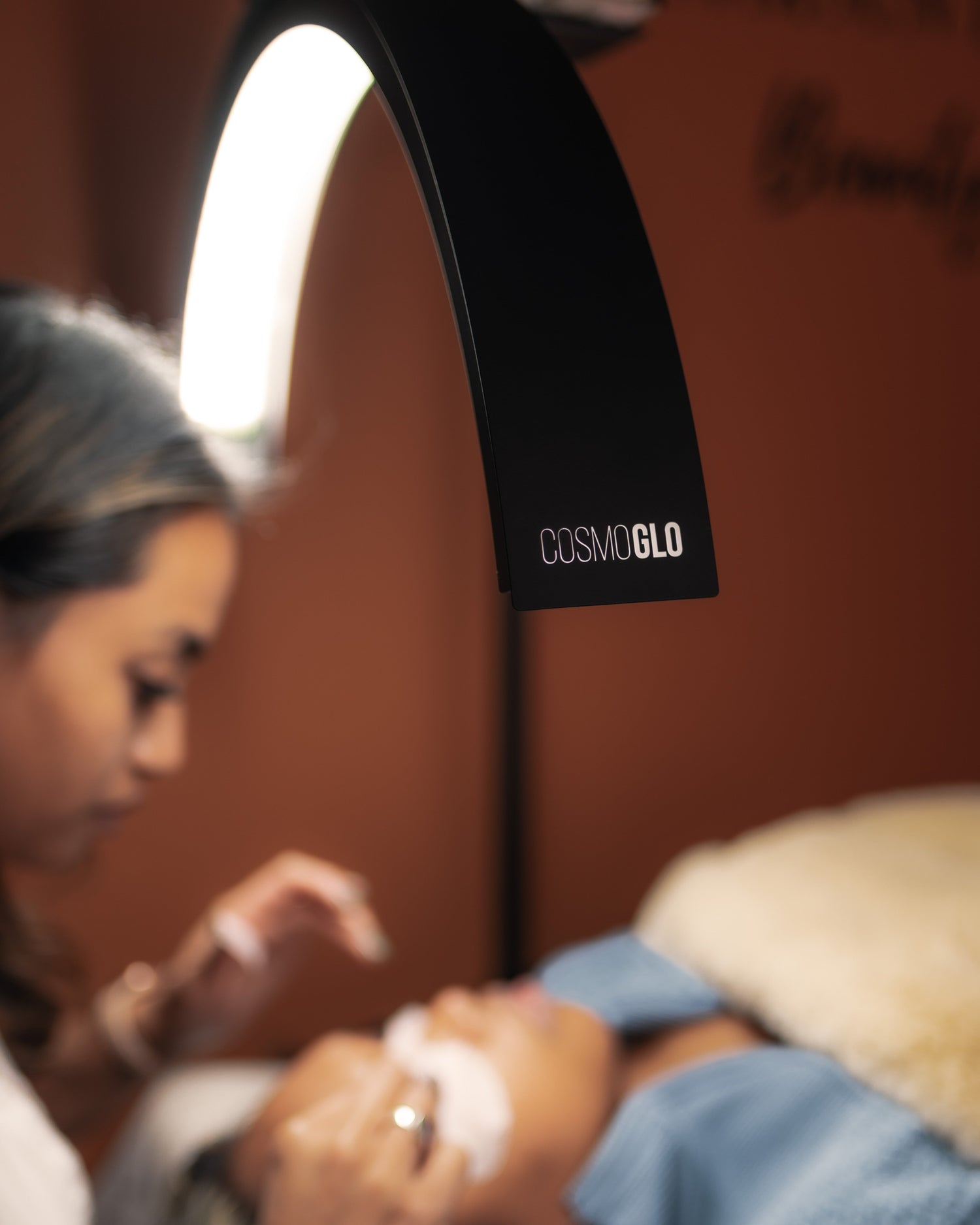 How to Price Your Lash Services Fairly but Profitably: A Guide for Lash Artists