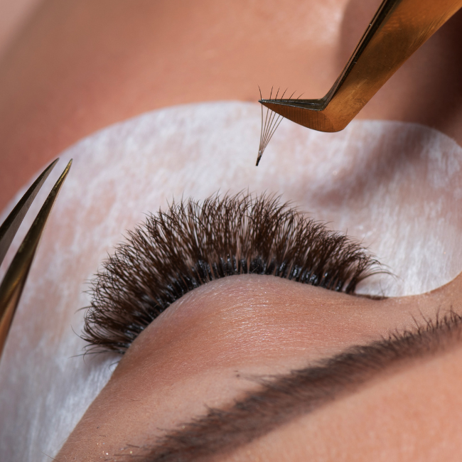 Ethical Ingredient Sourcing in the Eyelash Extension Industry