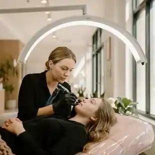 Cosmolight Professional shadowless lighting for lash, PMU, tattoo, esthetics &amp; nail artists. Patented wrap-around design. Trusted by 35K+ beauty pros. Made in USA.