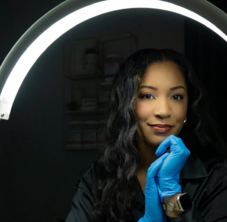 CosmoGlo light is the best light for medical aestheticians, medical skincare, skincare clinics, and med spas